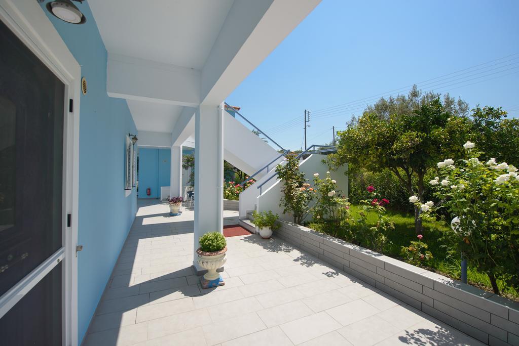 Dimitra Apartment Hotel Skafidia Exterior photo